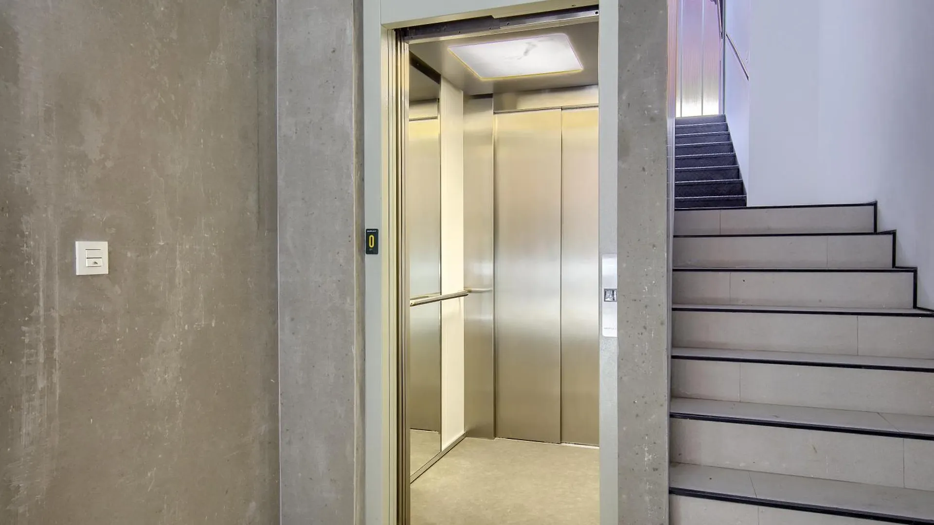 Aparthotel Edmond Vibes Airport - Ifema Hub Spain