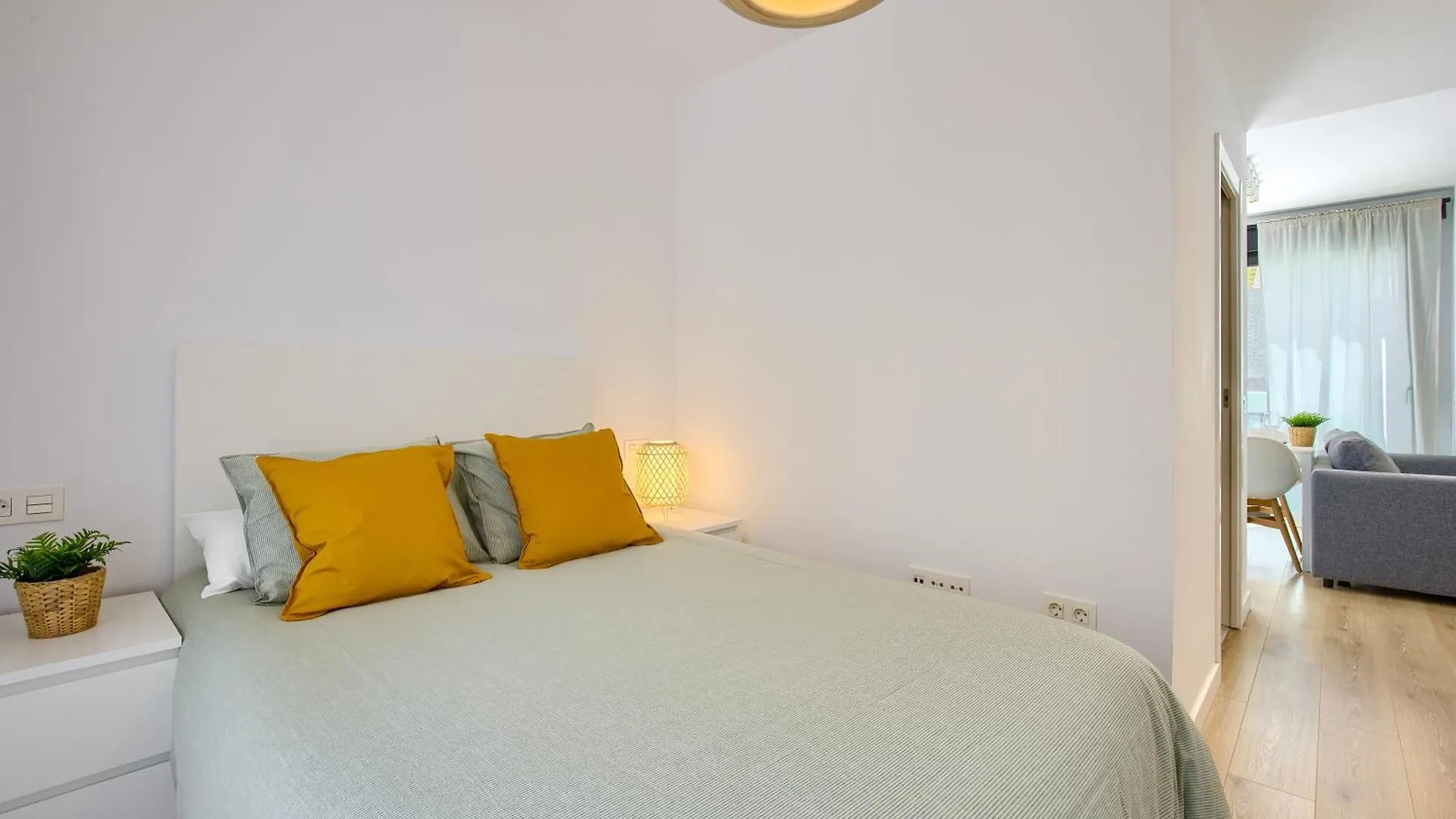 Aparthotel Edmond Vibes Airport - Ifema Hub Spain