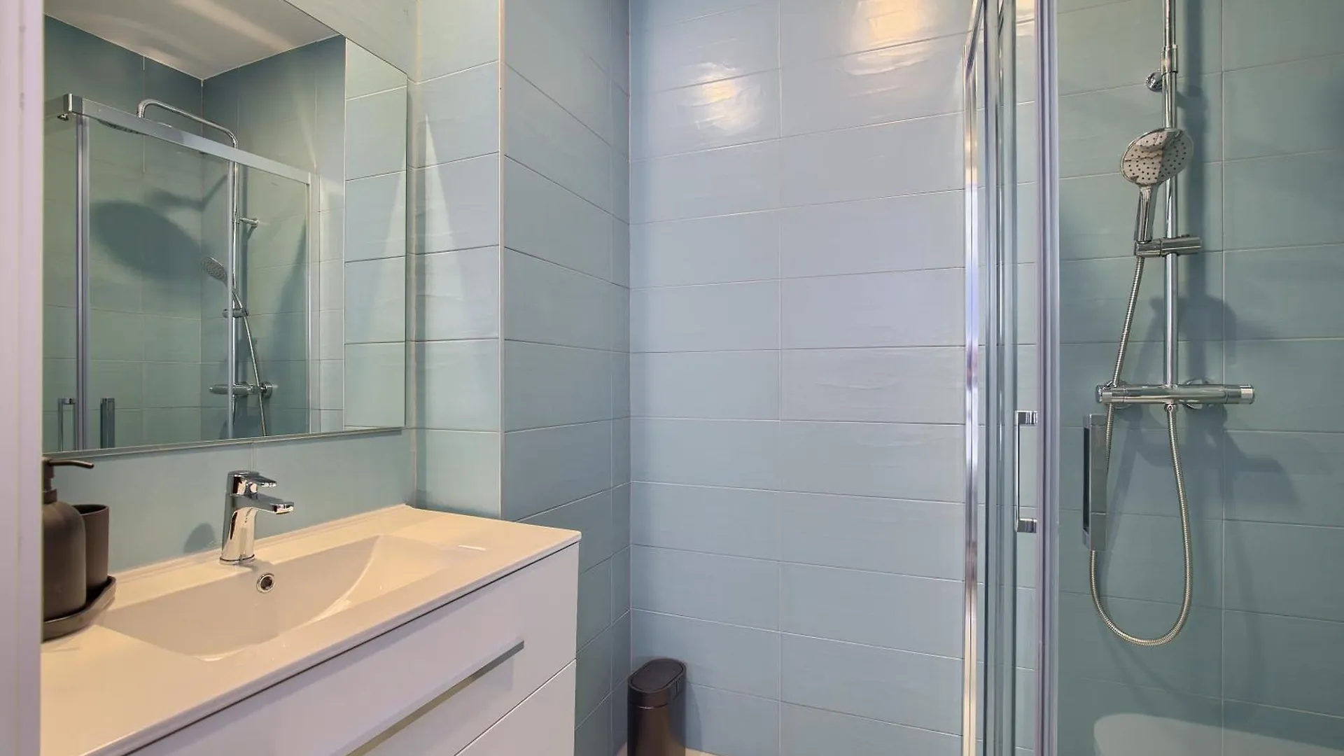 Aparthotel Edmond Vibes Airport - Ifema Hub Spanje
