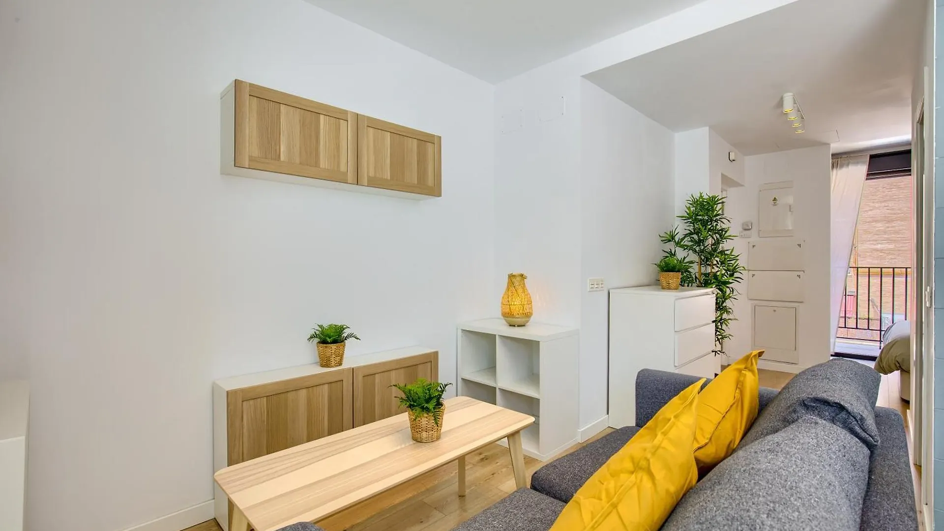 Edmond Vibes Airport - Ifema Hub 0*, Madrid